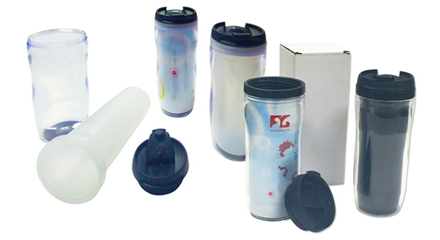 Personalised corporate gifts supporting brand recognition 